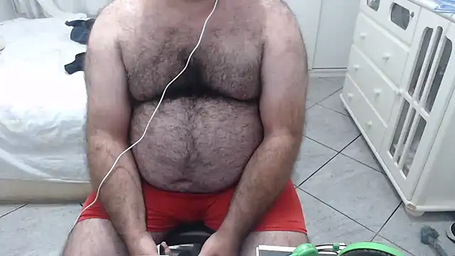 MysterBearMG online show from February 2025 11:42:02 PM