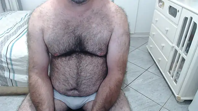 MysterBearMG online show from April 2026 01:55:02 AM