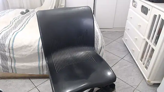 MysterBearMG online show from April 2026 08:20:01 PM