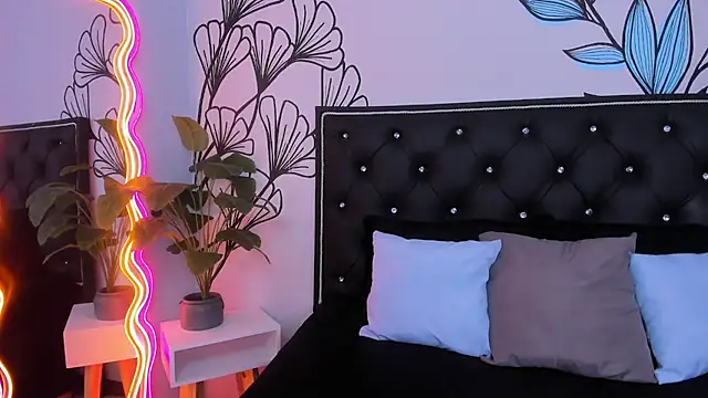 Sweet Ariadna  online show from November 2025 12:26:01 PM