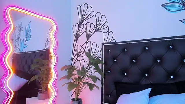 Sweet Ariadna  online show from January 2026 05:27:02 PM