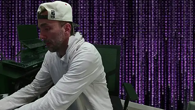 kuruptxxx live online show from March 2025 06:19:02 PM