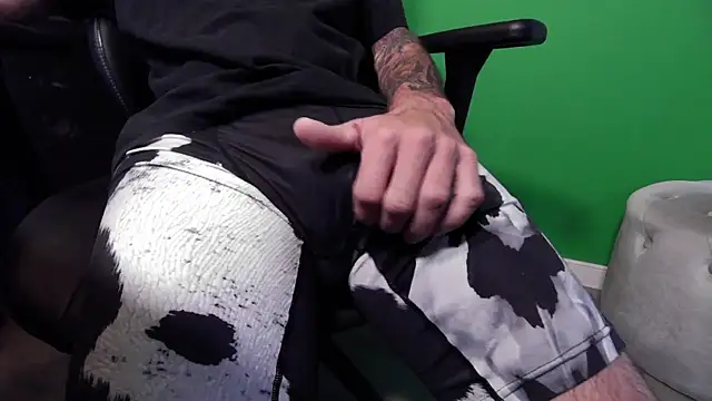 kuruptxxx live online show from November 2025 01:23:01 PM