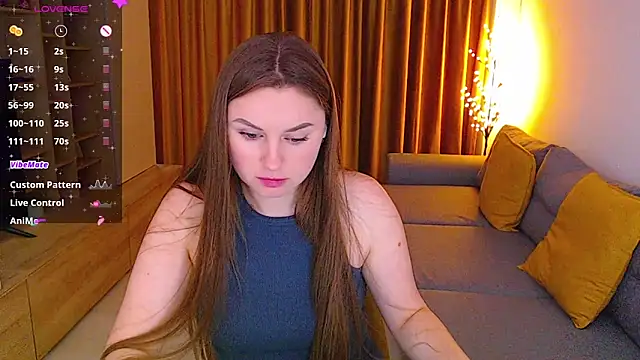  Mia Adams online show from February 2025 12:33:01 PM