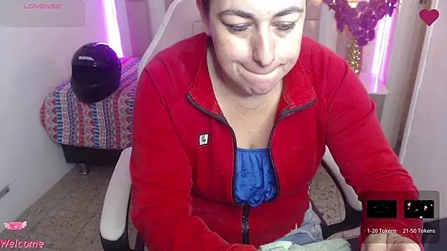 Barbiegomez online show from December 2024 10:51:02 AM