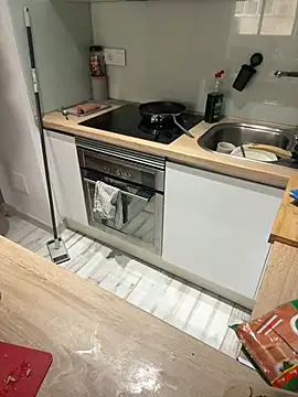 sweeti Em online show from February 2025 03:39:01 PM