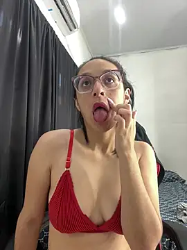 Snapshot of Ninnfa chatting on January 2025 03:12:02 PM Ninnfa online show from January 2025 03:12:02 PM