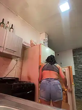 Snapshot of Ninnfa chatting on January 2025 03:26:01 PM Ninnfa online show from January 2025 03:26:01 PM