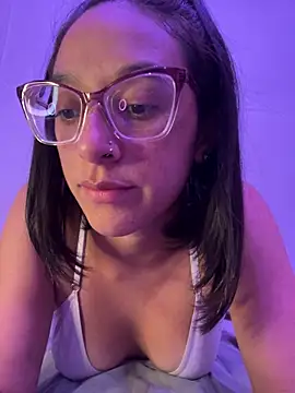 Snapshot of Ninnfa chatting on February 2025 05:40:01 AM Ninnfa online show from February 2025 05:40:01 AM