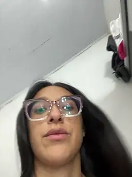 Snapshot of Ninnfa chatting on February 2025 12:19:02 AM Ninnfa online show from February 2025 12:19:02 AM