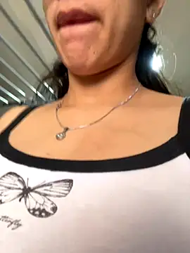 Snapshot of Ninnfa chatting on September 2025 02:29:02 PM Ninnfa online show from September 2025 02:29:02 PM