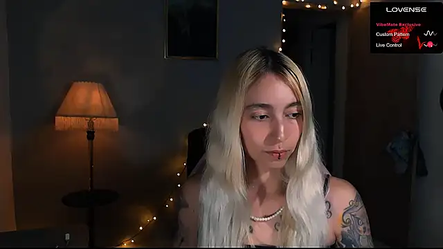 Saucy Jenn online show from January 2025 03:55:02 AM