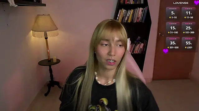 Saucy Jenn online show from February 2026 03:11:02 AM