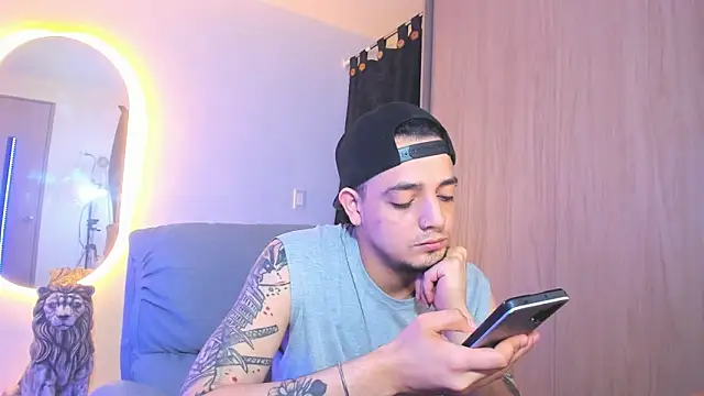 alejandro calderon1 online show from January 2025 06:58:02 AM