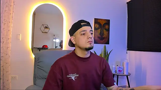 alejandro calderon1 online show from February 2026 10:15:01 PM