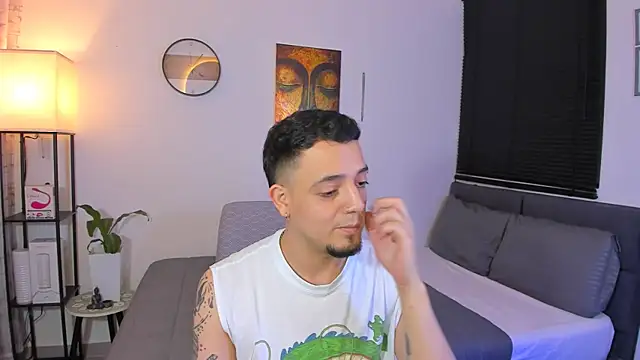 alejandro calderon1 online show from May 2026 01:56:02 AM