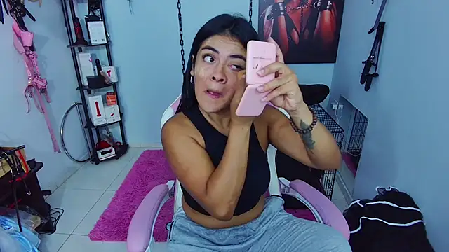 Hannah-grace online show from October 2025 02:03:01 PM