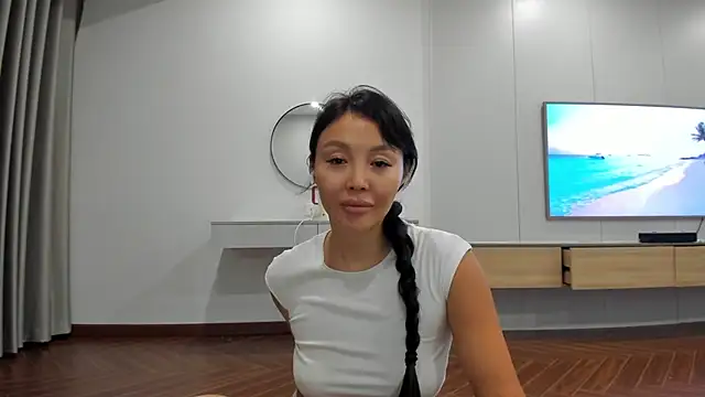 keiko hot online show from March 2026 04:00:01 PM