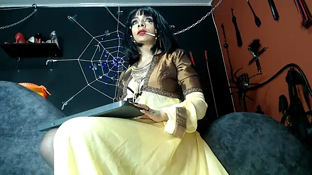 amy-mistress online show from October 2025 10:21:01 PM