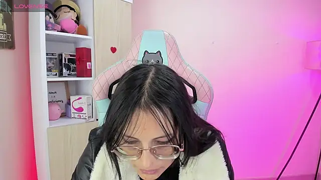 Kyomi chang online show from February 2025 12:27:02 PM