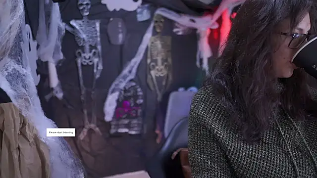 Kyomi chang online show from October 2025 01:08:02 PM