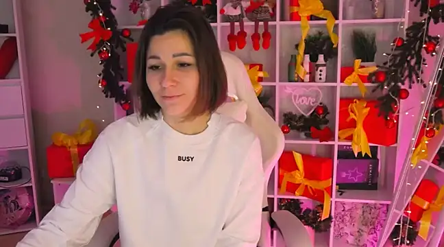 Edenne online show from December 2024 01:21:01 PM