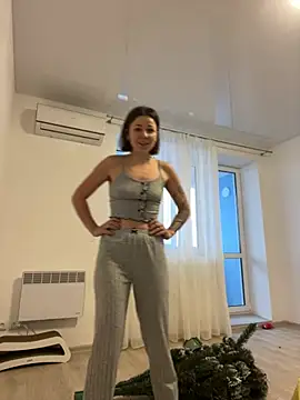 Edenne online show from December 2024 06:49:02 AM