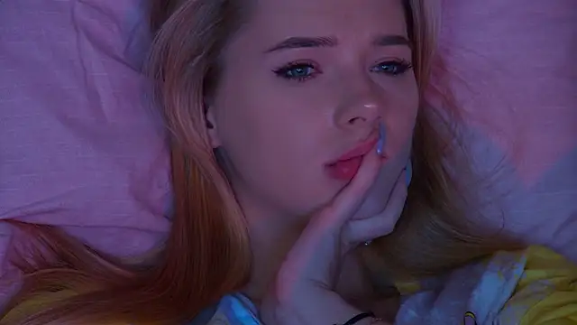 Snapshot of GentleRossi chatting on January 2025 12:27:01 AM GentleRossi online show from January 2025 12:27:01 AM