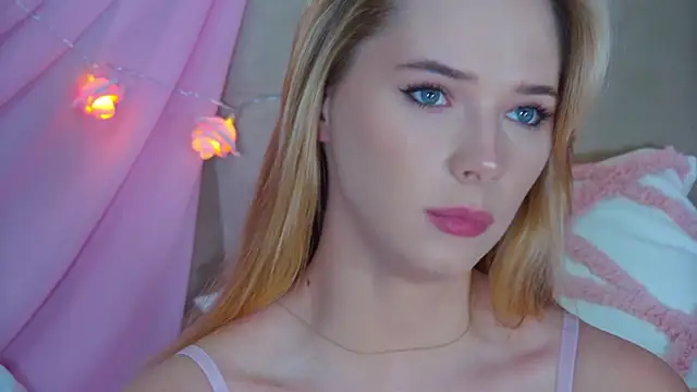 Snapshot of GentleRossi chatting on January 2025 06:20:02 PM GentleRossi online show from January 2025 06:20:02 PM