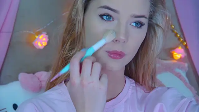 Snapshot of GentleRossi chatting on January 2025 03:13:02 PM GentleRossi online show from January 2025 03:13:02 PM