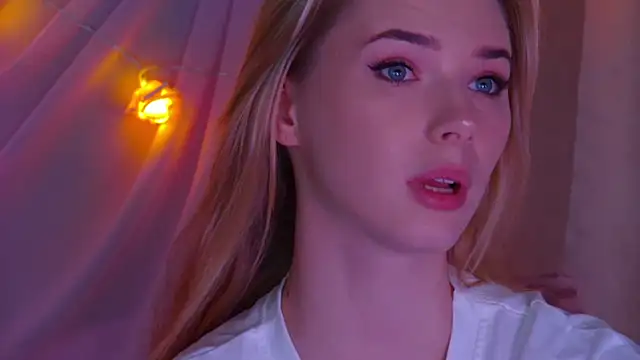 Snapshot of GentleRossi chatting on January 2025 10:10:01 PM GentleRossi online show from January 2025 10:10:01 PM