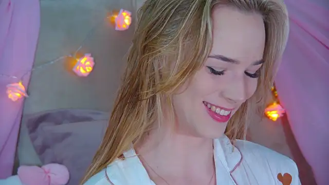 Snapshot of GentleRossi chatting on February 2025 04:11:01 PM GentleRossi online show from February 2025 04:11:01 PM