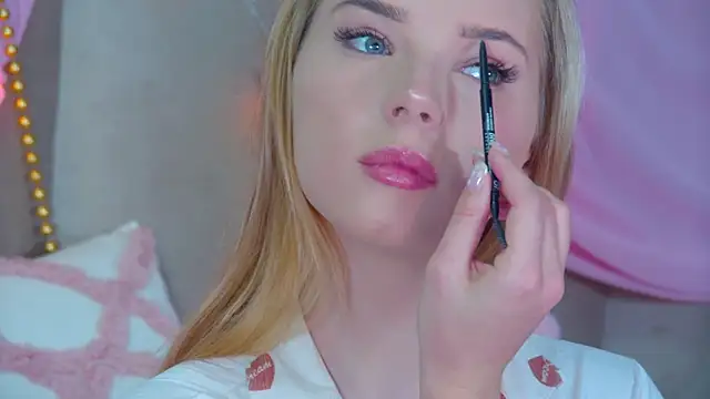 Snapshot of GentleRossi chatting on March 2025 03:13:02 PM GentleRossi online show from March 2025 03:13:02 PM