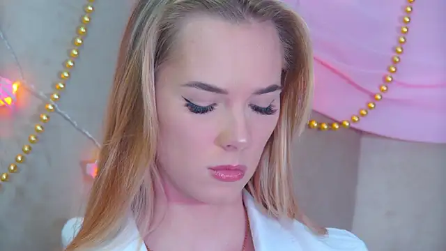 Snapshot of GentleRossi chatting on March 2025 06:20:02 PM GentleRossi online show from March 2025 06:20:02 PM