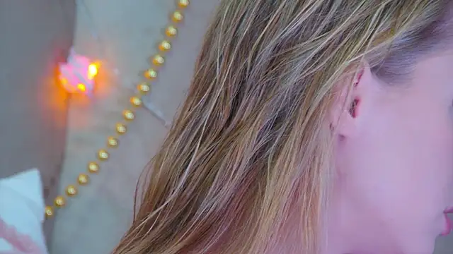 Snapshot of GentleRossi chatting on March 2025 03:13:02 PM GentleRossi online show from March 2025 03:13:02 PM