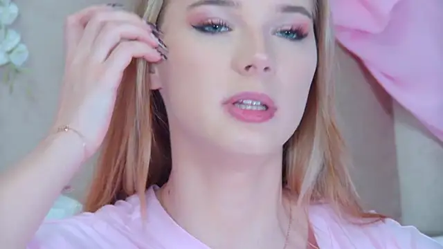 Snapshot of GentleRossi chatting on September 2025 03:14:01 PM GentleRossi online show from September 2025 03:14:01 PM