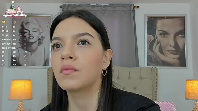 Snapshot of Beautyari_ chatting on December 2024 12:04:01 PM Beautyari online show from December 2024 12:04:01 PM