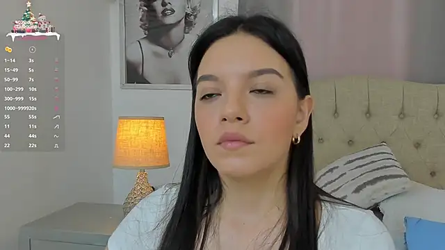 Snapshot of Beautyari_ chatting on January 2025 12:24:02 PM Beautyari online show from January 2025 12:24:02 PM