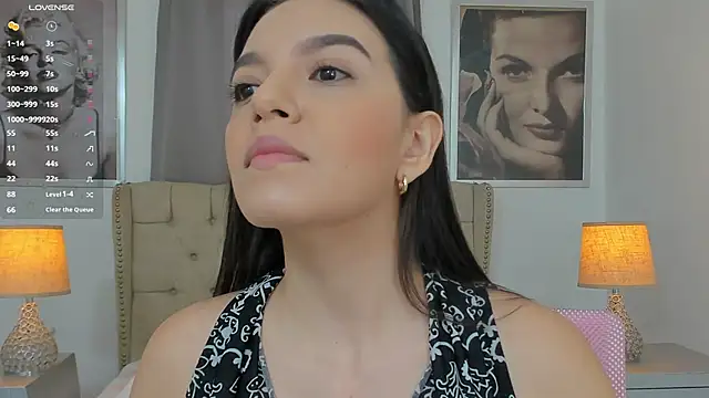 Snapshot of Beautyari_ chatting on January 2025 11:43:02 AM Beautyari online show from January 2025 11:43:02 AM