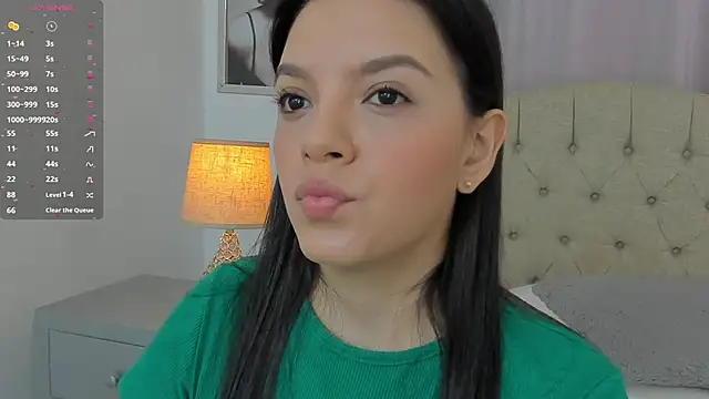 Snapshot of Beautyari_ chatting on February 2025 12:16:01 PM Beautyari online show from February 2025 12:16:01 PM