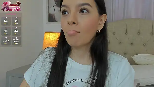 Snapshot of Beautyari_ chatting on September 2025 12:26:01 PM Beautyari online show from September 2025 12:26:01 PM