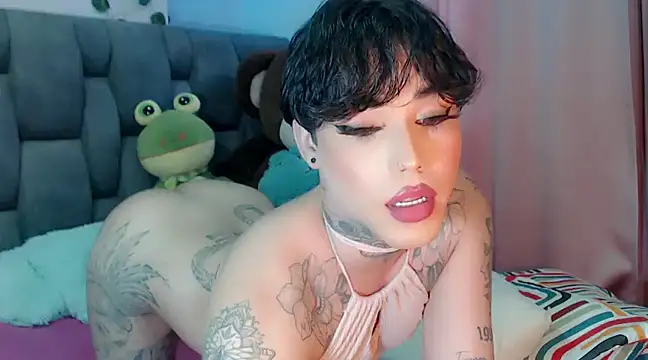 Snapshot of little_star_porn chatting on December 2024 02:05:02 PM little star porn online show from December 2024 02:05:02 PM