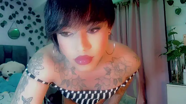 Snapshot of little_star_porn chatting on January 2025 08:51:02 AM little star porn online show from January 2025 08:51:02 AM