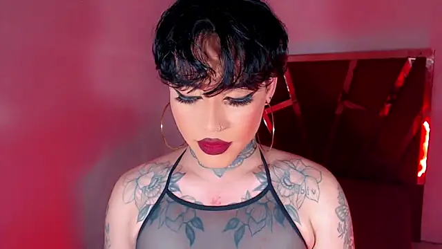 Snapshot of little_star_porn chatting on October 2025 04:14:01 AM little star porn online show from October 2025 04:14:01 AM