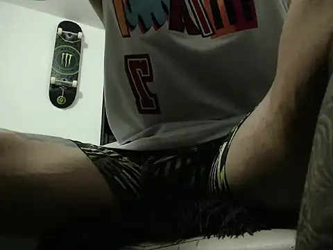 xxxtreme master7 online show from April 2026 04:30:02 AM