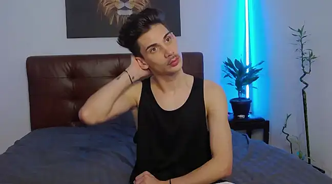 DanielCrush1 online show from January 2025 02:36:02 PM