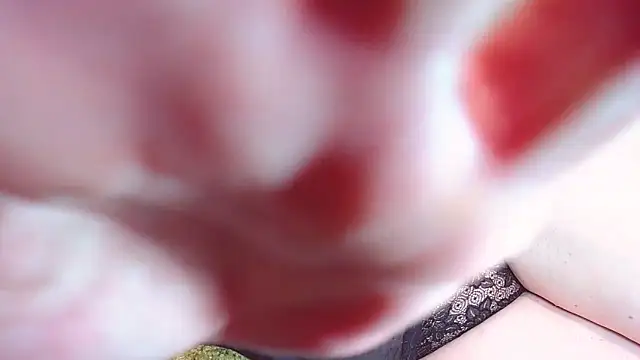 MadamBombShell online show from December 2024 07:59:02 PM