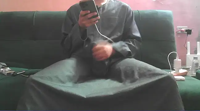 foxsanSs online show from February 2025 12:17:01 AM