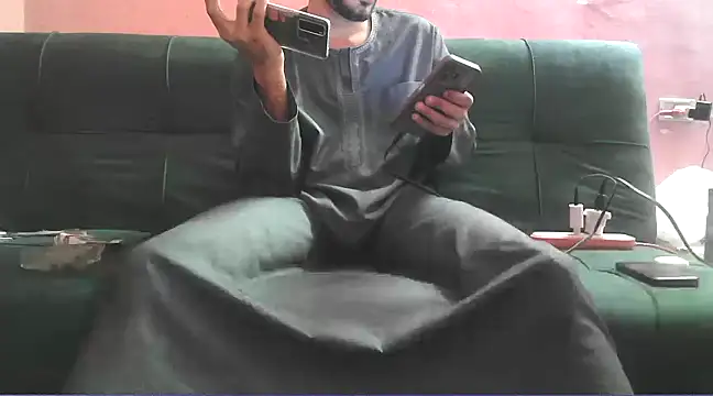 foxsanSs online show from March 2025 04:20:02 AM