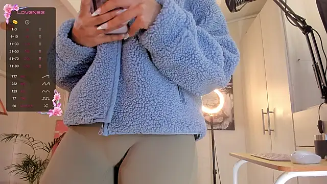 catalinasaiz online show from March 2025 02:01:02 PM